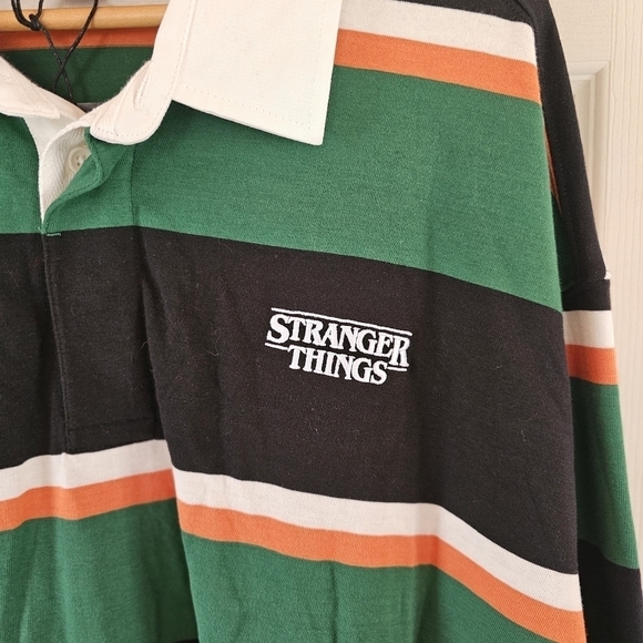 Stranger Things × H&M Collab Rugby Striped Collared Relaxed Cotton Jersey - Picture 2 of 7